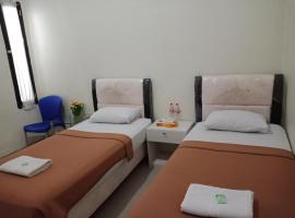 Ar' Rafif Dive Hotel Wakatobi，位于万慈的酒店