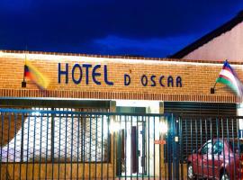 Hotel D' Oscar，位于卡利阿方索·博尼利亚·阿拉贡国际机场 - CLO附近的酒店