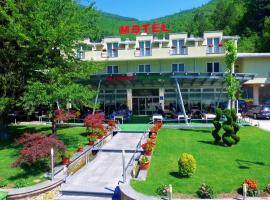 Motel Maksumić，位于JablanicaŽeleznička Stanica Jablanica Grad附近的酒店