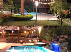 FINCA HOSTERIA DORADO DEL MAR，位于瓜亚基尔的酒店
