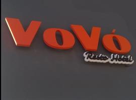 vovo resto-hotel，位于胡宁的酒店