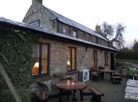 The Dyke Neuk inn，位于Meldon的酒店