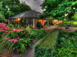 Old WesleyDale Heritage Accommodation，位于Mole Creek的酒店