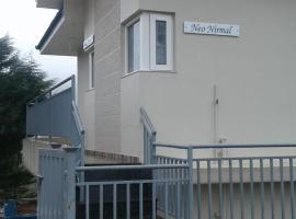 Neo Nirmal Residency，位于乌提的酒店