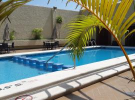 坦皮科博览会地铁贝斯特韦斯特酒店，位于坦皮科的酒店