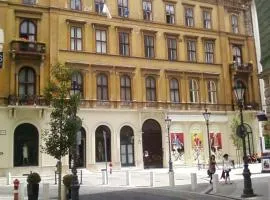 City Center Apartment