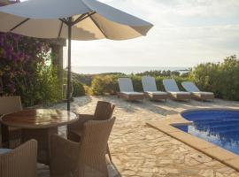 CASA JUANA grande luxueuse maison avec magnifique vue sur mer，位于卡达克斯的别墅