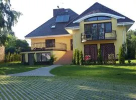 Villa Jura Pokoje Gościnne