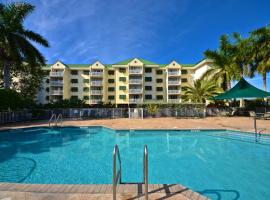 Sunrise Suites Barbados Suite #204，位于基韦斯特的酒店