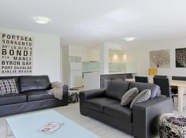 1/56 Lawson Street@Clarkes Beach，位于拜伦湾的酒店