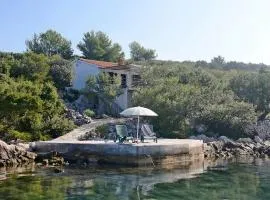 Private island Šćitna - HOUSE LUEL