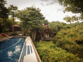 马里霍姆私人屋苑酒店，位于浮罗山背Penang Butterfly Farm附近的酒店