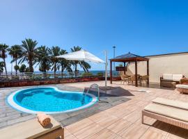 Holiday Club Playa Amadores，位于阿马多雷斯的酒店