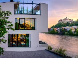 Hotel Burgblick, bei Burghausen，位于布格豪森的酒店