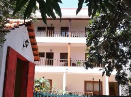 Oasis Paul B&B，位于Pombas的酒店