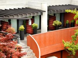 假日拉马卡酒店，位于维洛尔巴的酒店