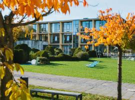 rugs Hotel am Schlosspark Lichtenwalde，位于Lichtenwalde的酒店