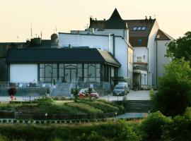 Hotel uluBIOny，位于科斯琴的酒店