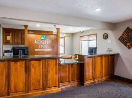 Quality Inn Mitchell I-90，位于米切尔的酒店