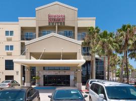 Comfort Suites Beachside，位于南帕诸岛的酒店