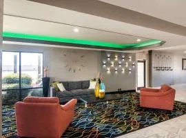 Days Inn by Wyndham Fort Worth North / Fossil Creek
