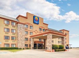 Comfort Inn Grapevine Near DFW Airport，位于格雷普韦恩达拉斯-沃斯堡国际机场 - DFW附近的酒店