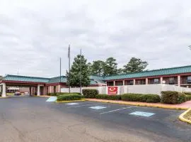 Econo Lodge Columbus near Airport