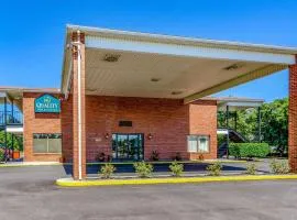 Quality Inn & Suites Creedmoor - Butner