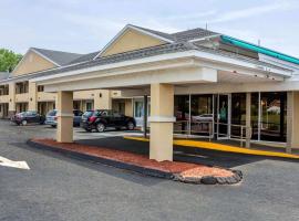 Quality Inn Waterbury East，位于沃特伯里的酒店