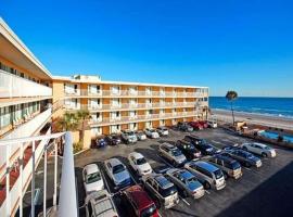 Quality Inn Oceanfront，位于奥蒙德海滩的宾馆