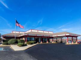 Econo Lodge Inn & Suites Conference Center Dublin