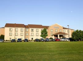 Comfort Inn & Suites Grinnell near I-80，位于Grinnell的酒店