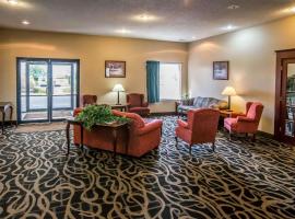 Quality Inn & Suites Mendota near I-39，位于Mendota的酒店