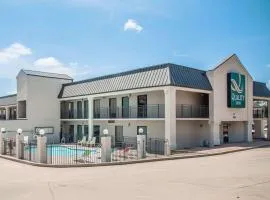 斯普林菲尔德南部品质酒店