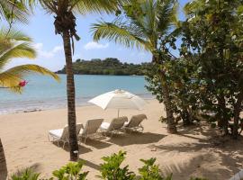 Carlisle Bay Hotel Suite，位于Old Road的酒店