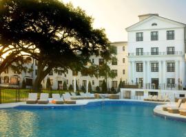 White House Hotel，位于比洛克西的酒店