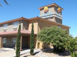 Comfort Inn & Suites Las Cruces Mesilla，位于拉斯克鲁塞斯的酒店