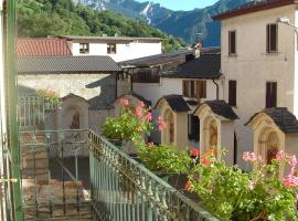 La Ca' Di Sala，位于Margno的住宿加早餐旅馆