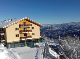 邦多纳山脉酒店，位于Vaneze的酒店