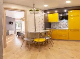 Yellow Loft Luxury apartments with 2 bedrooms