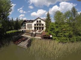 Centrum Rekreacyjno Konferencyjne，位于Zbiczno的酒店