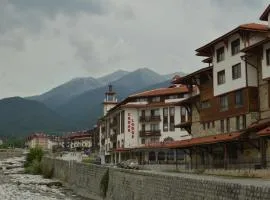 Ski Apartment D50 Cedar Lodge 4