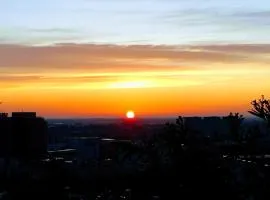 拉塔诺膳食公寓