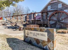 Inn at the Mill, Ascend Hotel Collection，位于费耶特维尔Paradise Valley Golf Course附近的酒店