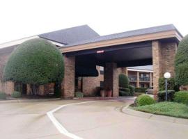 Quality Inn & Suites Searcy I-67，位于瑟西的酒店