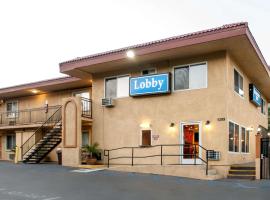 Rodeway Inn San Diego Mission Valley/SDSU，位于圣地亚哥圣地亚哥州立大学附近的酒店