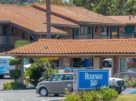 Rodeway Inn Fallbrook Downtown，位于福尔布鲁克的酒店