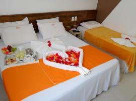 Hotel Encantos de Penedo Alagoas，位于佩内杜的酒店