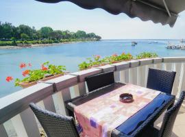 Sea Balcony Apartment Savudrija，位于萨武德里亚的酒店