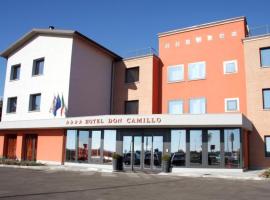 HOTEL DON CAMILLO，位于布雷谢洛的酒店